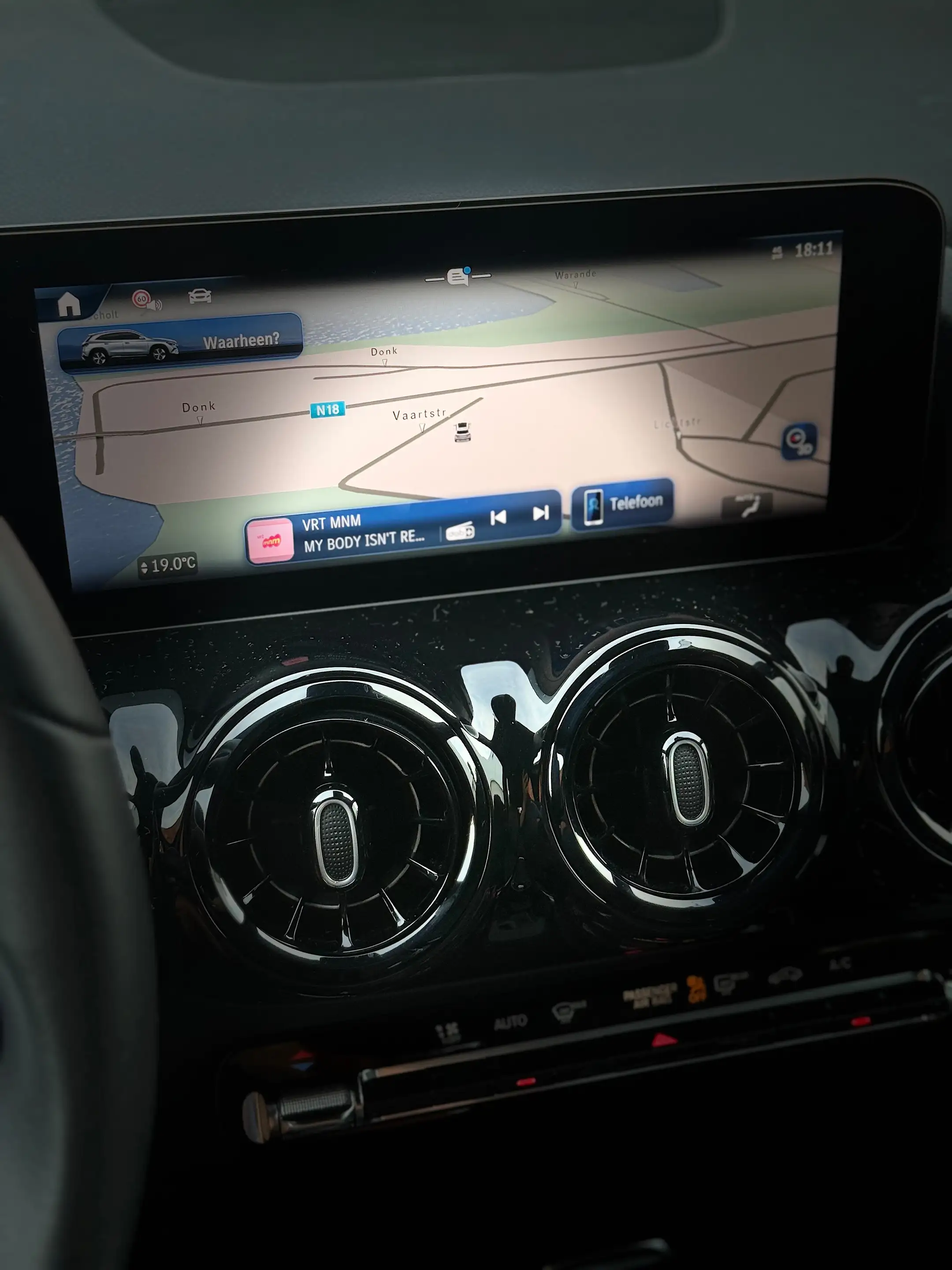 Mercedes-Benz GLA 180 GLA 180 — photo 14