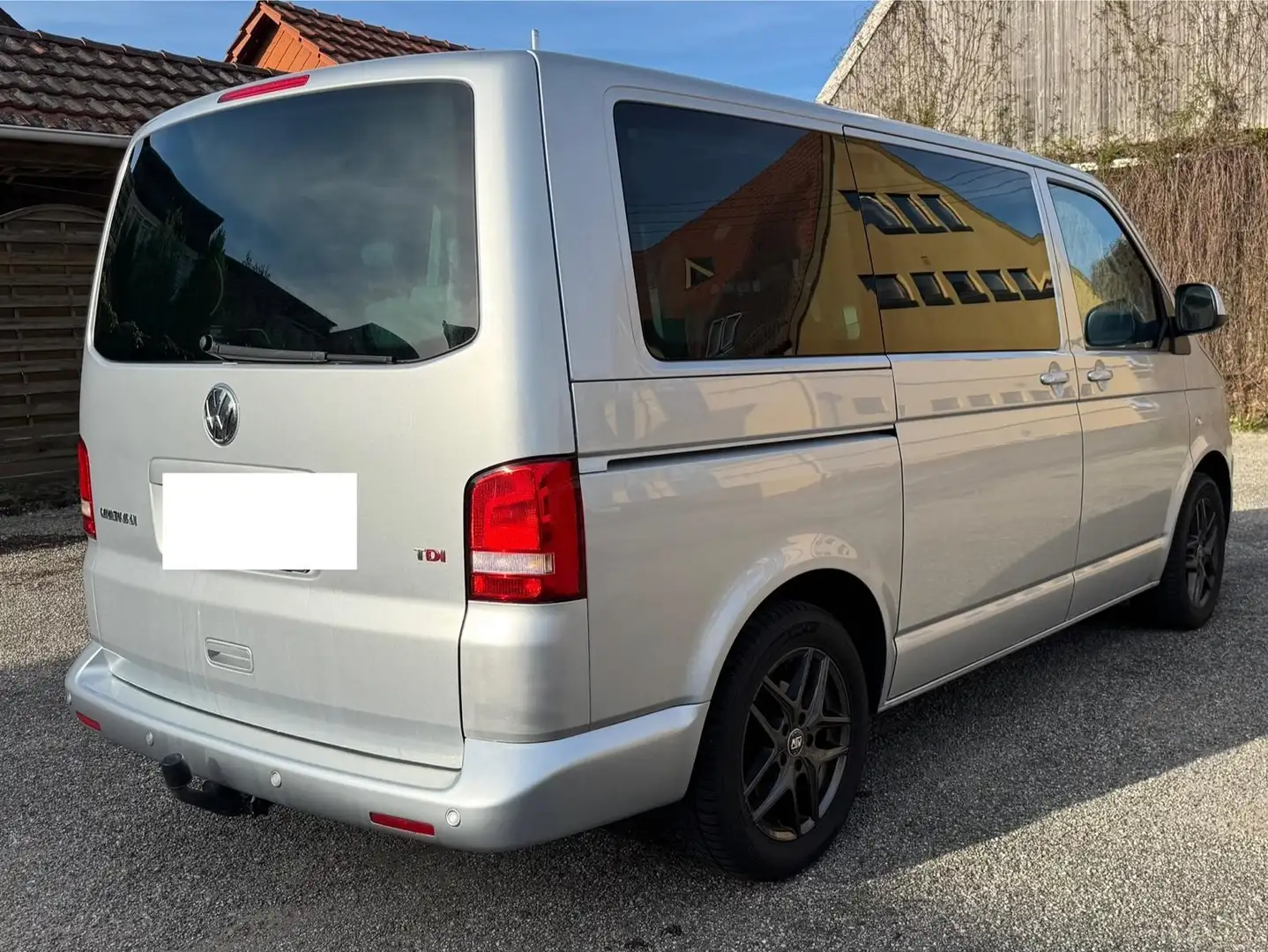 Volkswagen T5 Multivan Kurz Comfortline - 2