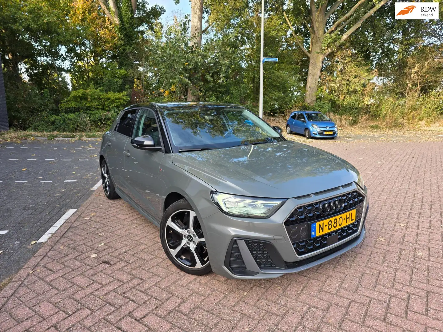 Audi A1 Sportback 30 TFSI Pro Line S 5-deurs PDC camera Ui Grijs - 1
