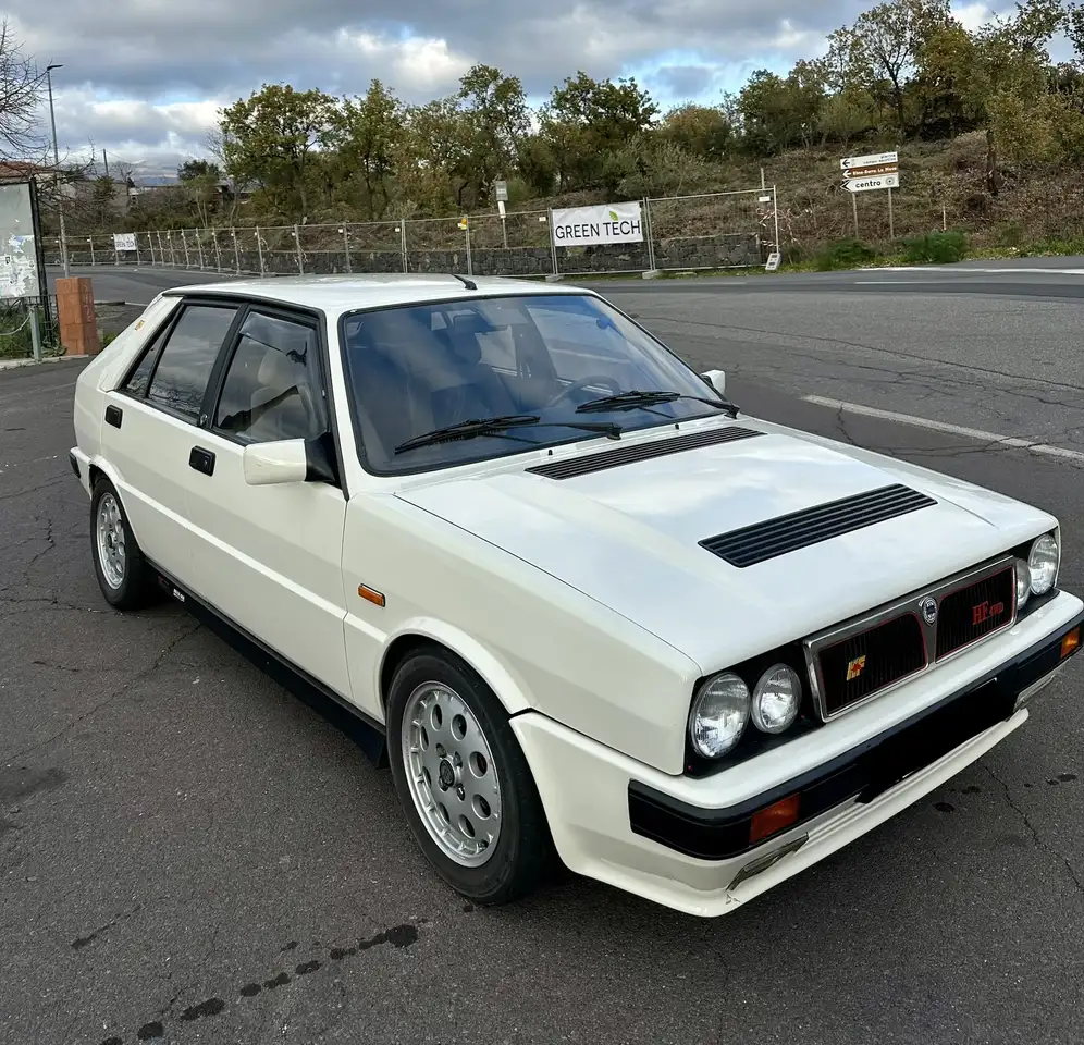 Lancia Delta 2.0 ie Turbo HF 4wd, foto 9