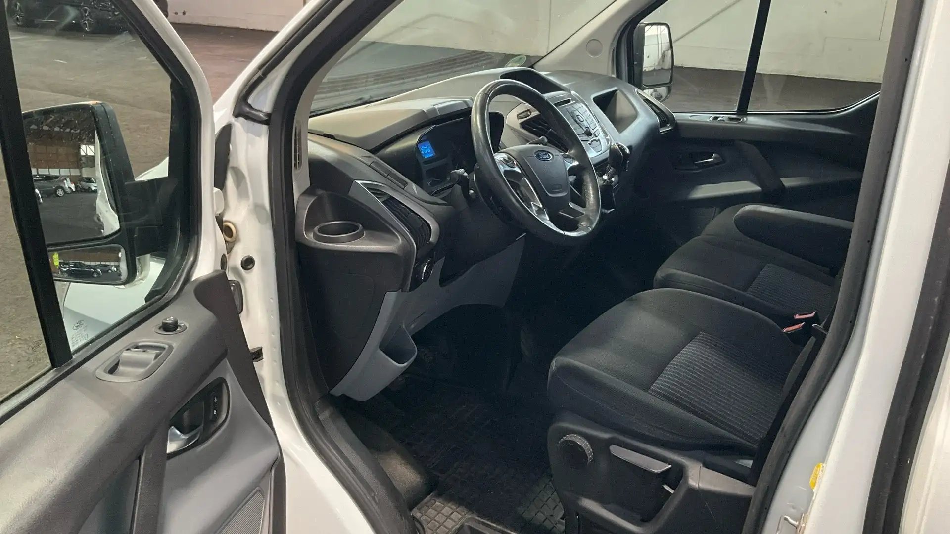 Ford Transit Custom 270 L1 Trend Weiß - 2