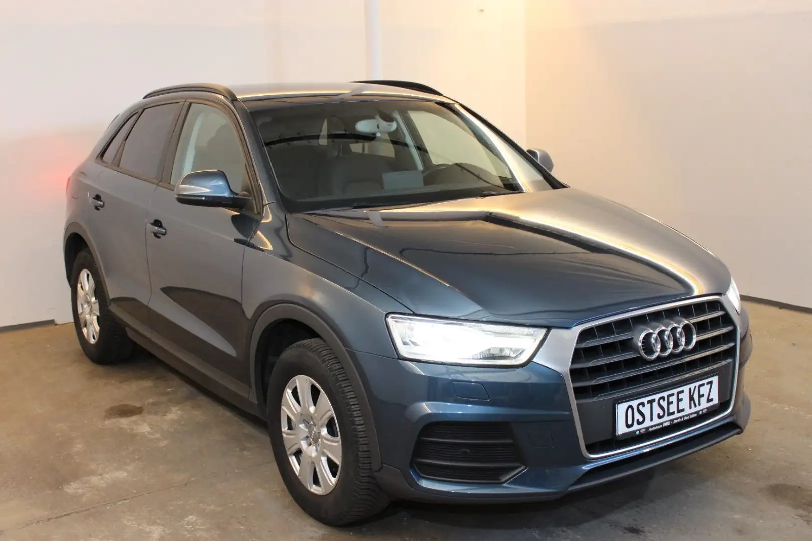 Audi Q3 mit neuem TÜV aus 1.Hand mit Audi-Scheckheft Blauw - 1
