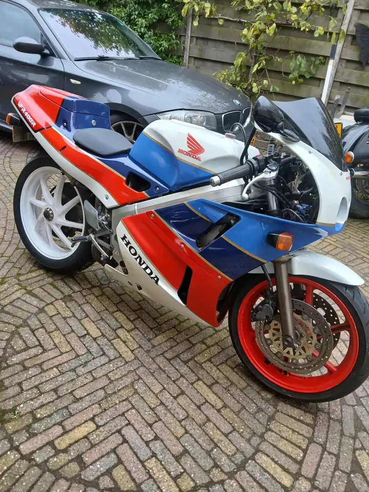 Honda VFR 400