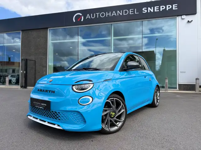 Abarth 500e e-595 42 kWh Scorpionissima | 850Km!| Pano | Leder | Full!|