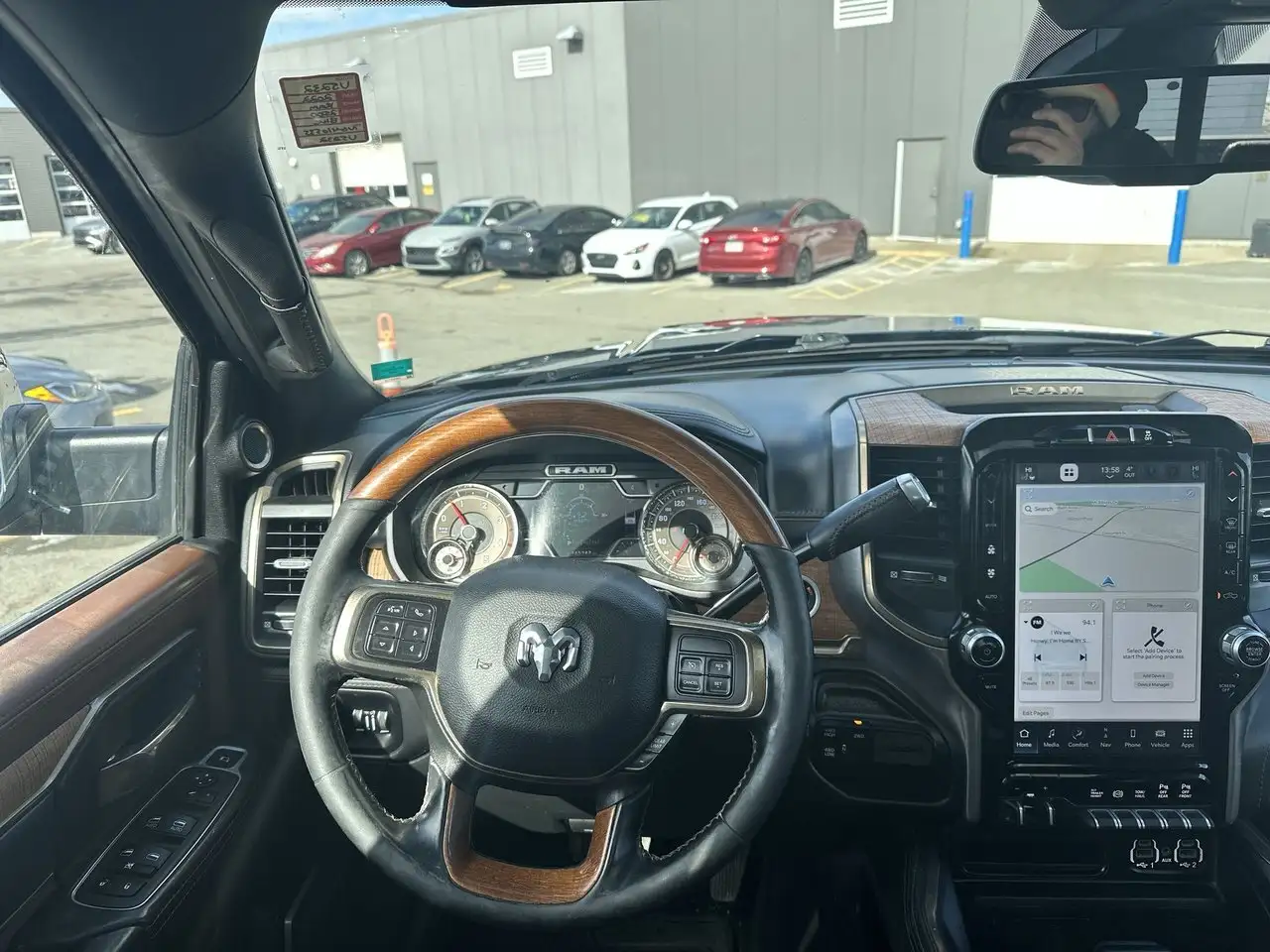 RAM 2500 снимка RAM 2500