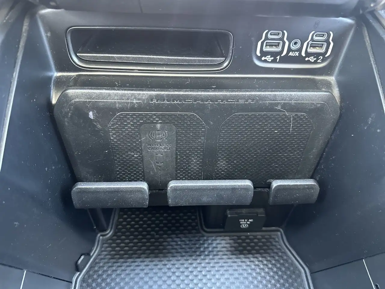 RAM 2500 снимка RAM 2500