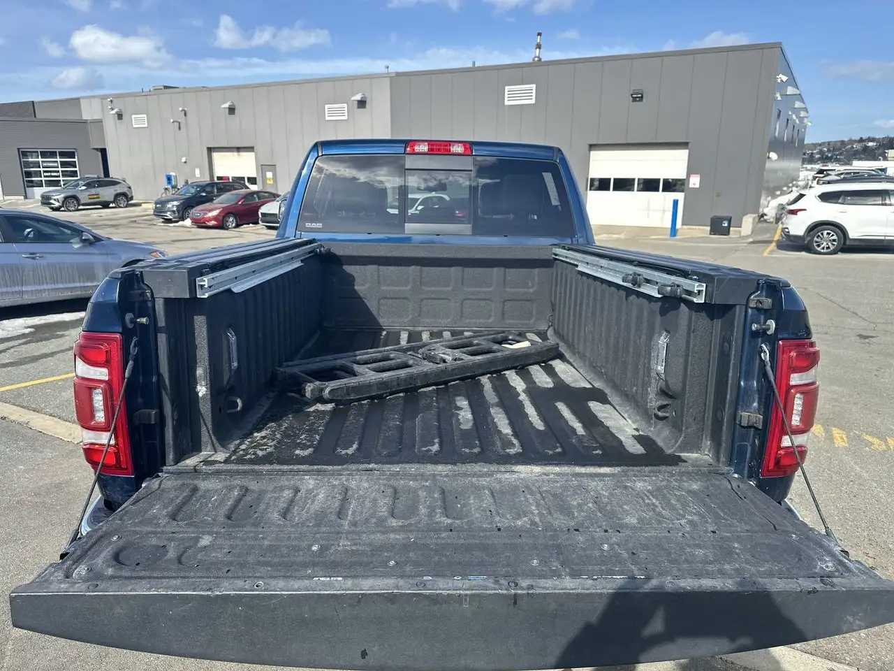 RAM 2500 снимка RAM 2500
