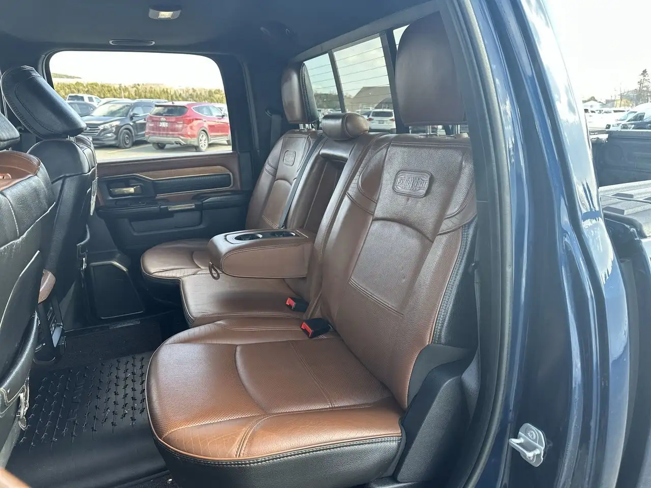 RAM 2500 снимка RAM 2500