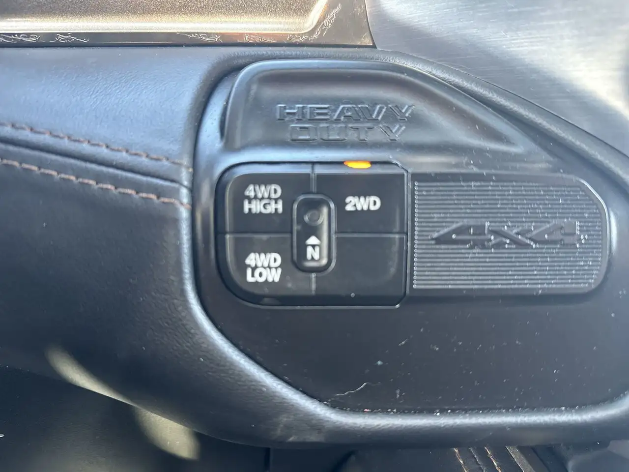 RAM 2500 снимка RAM 2500