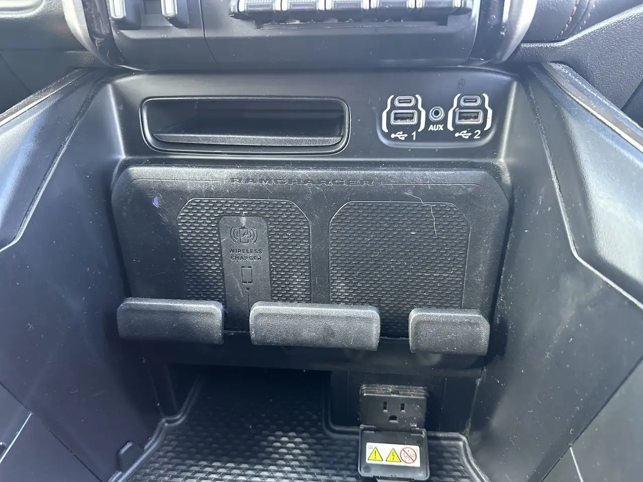 RAM 2500 снимка RAM 2500