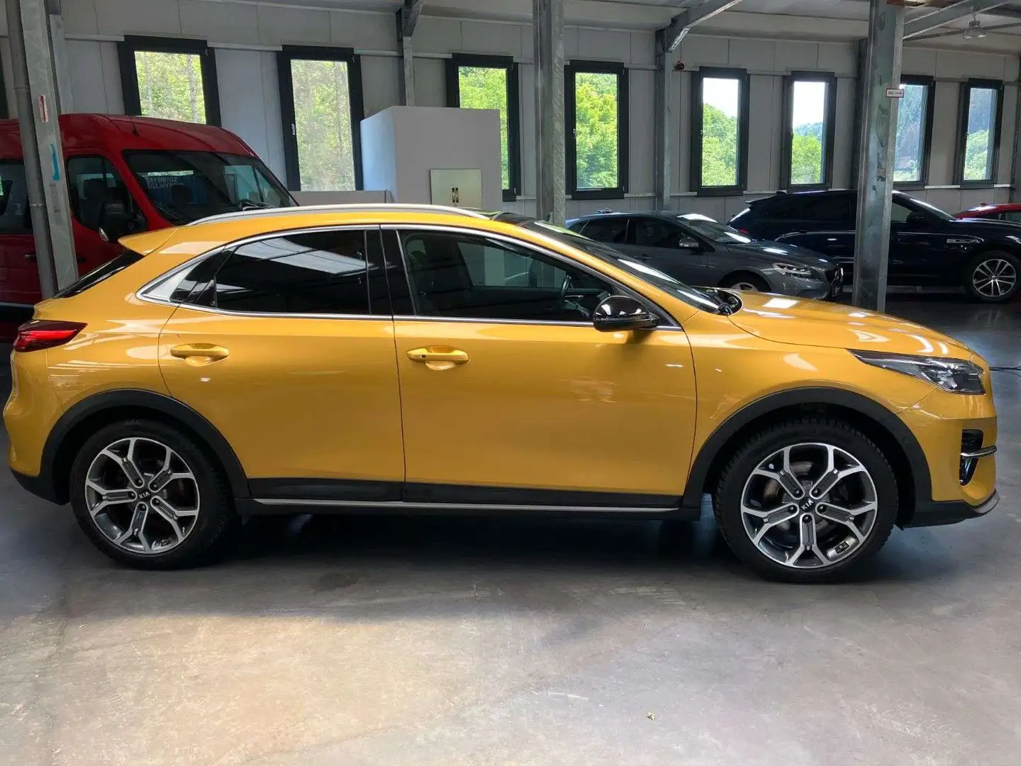 Kia XCeed 1.6 CRDi DCT Launch Edition Gold - 2