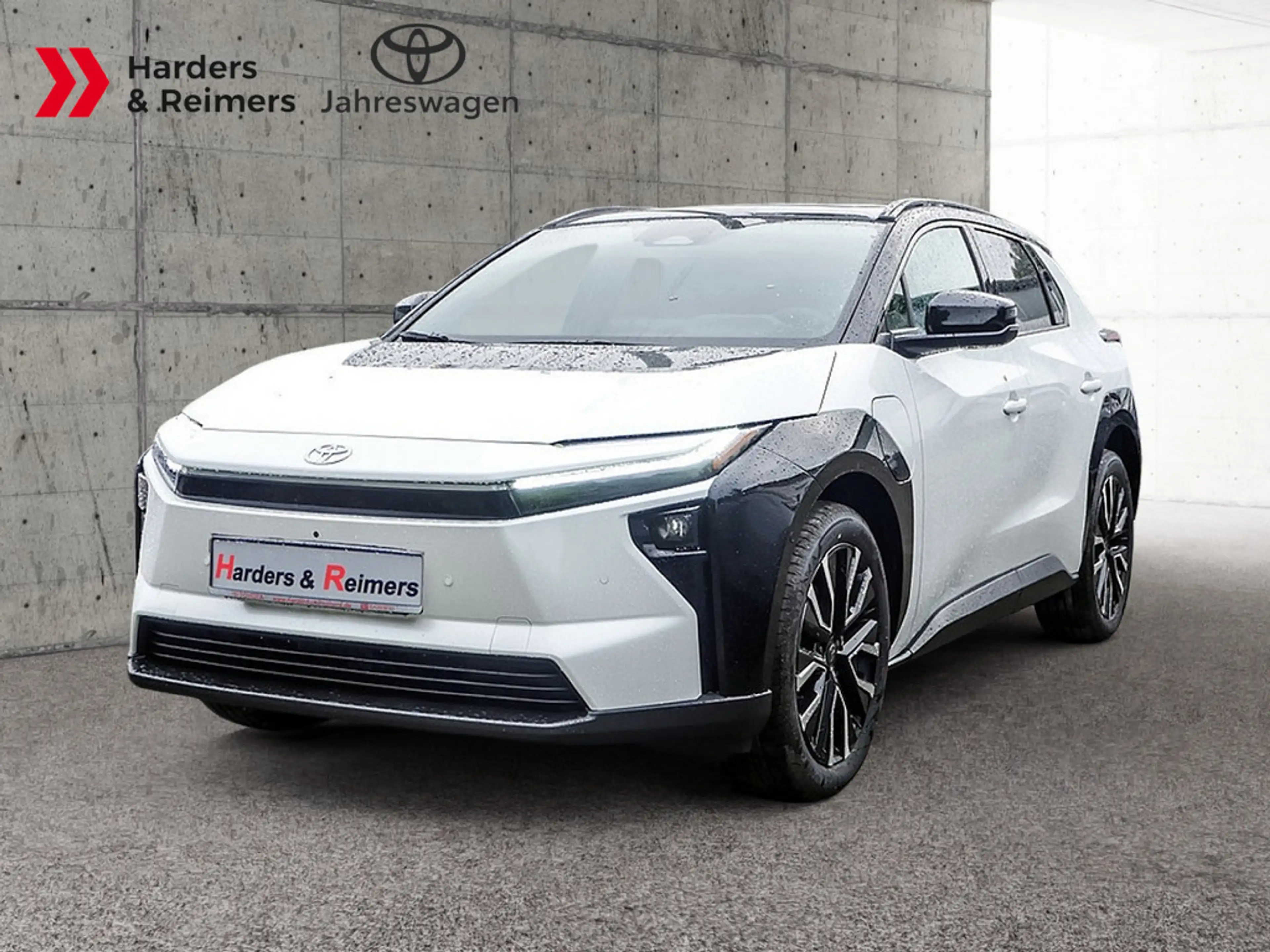 Toyota bZ4X FWD Lounge FACEL. PANO MATRIX-LED 360°
