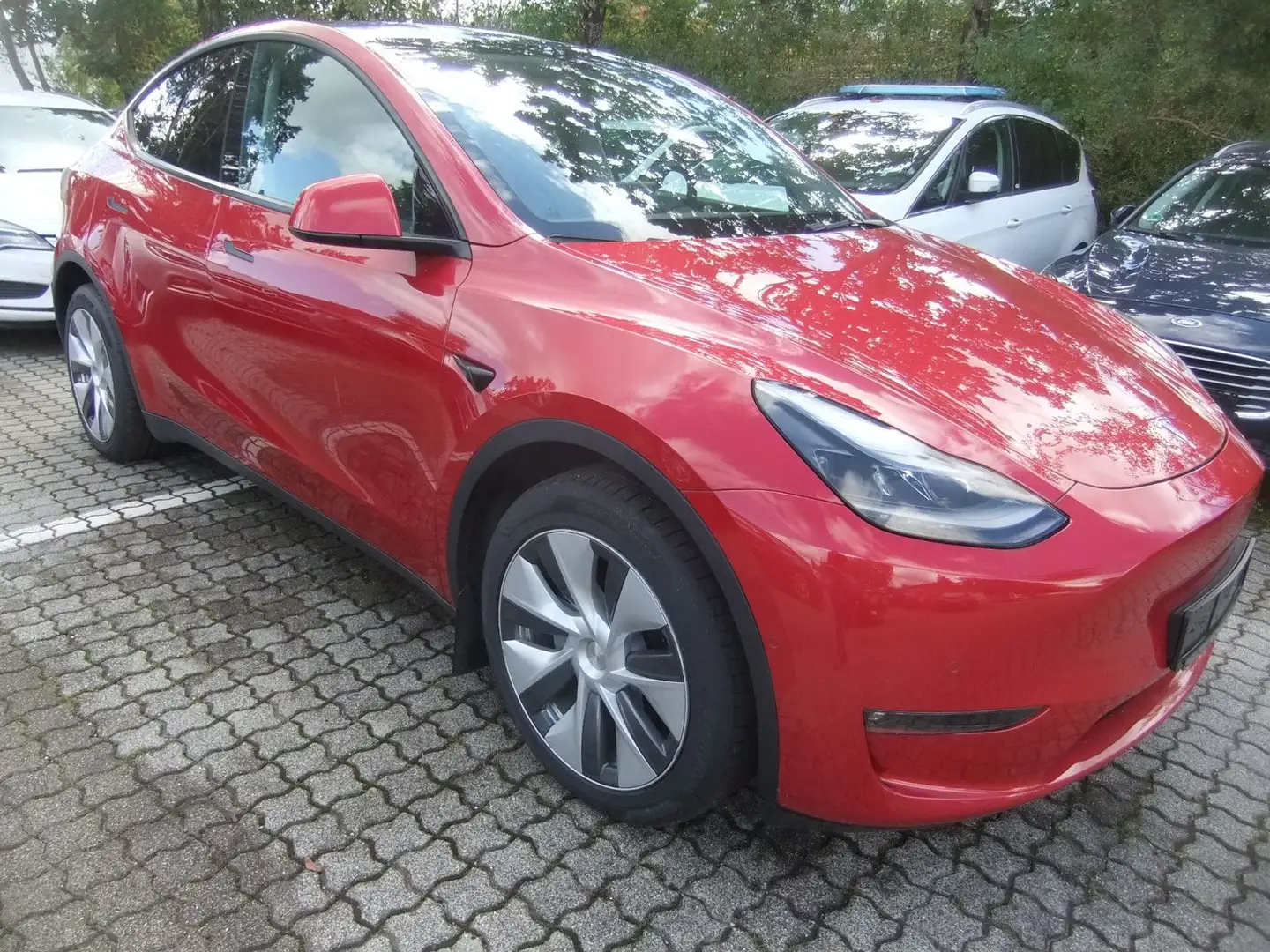 Tesla Model Y Long Range Dual AWD Rojo - 2