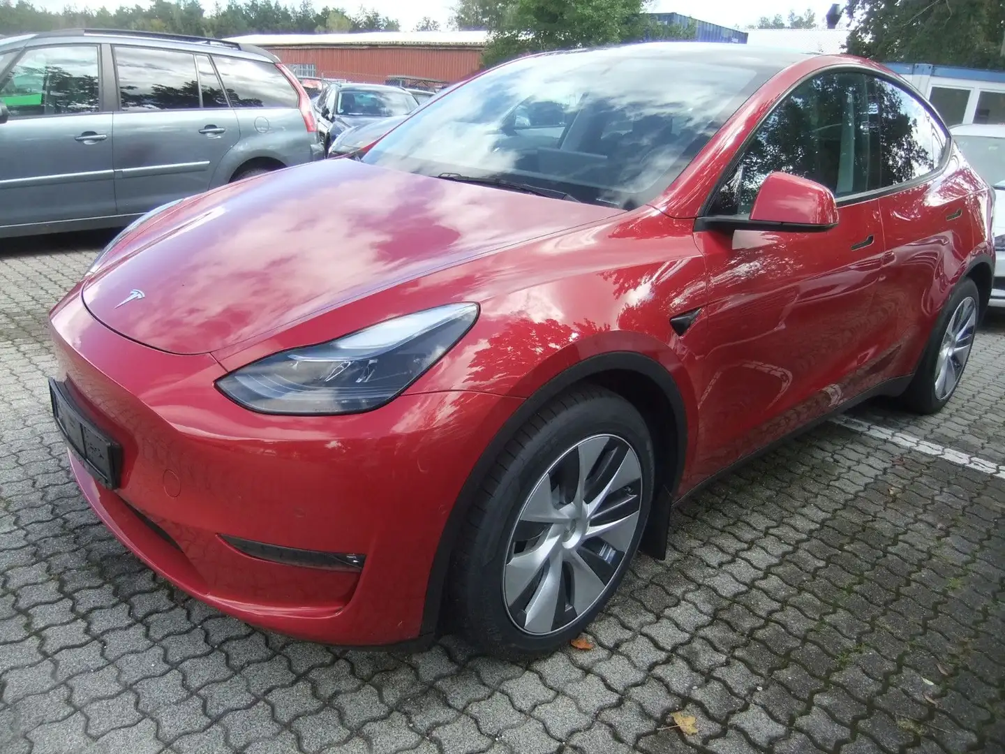 Tesla Model Y Long Range Dual AWD Rojo - 1