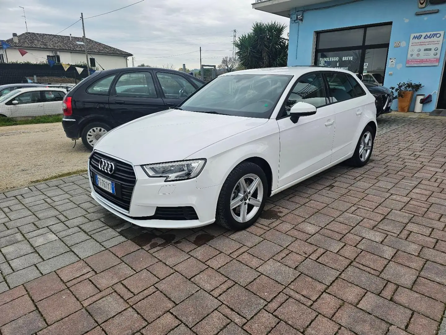 Audi A3 SPB 35 TDI S tronic Business Blanc - 1
