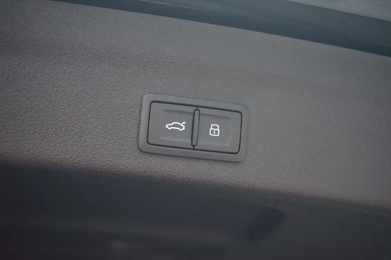 Audi A6 Avant 45 2.0 TFSI design LED Navi Totwinkel, миниатюра 27
