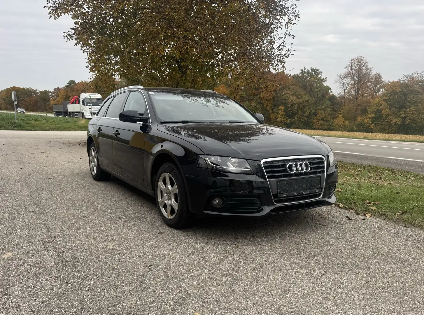 Audi A4 2,0 TDI Kombi Schwarz - 1