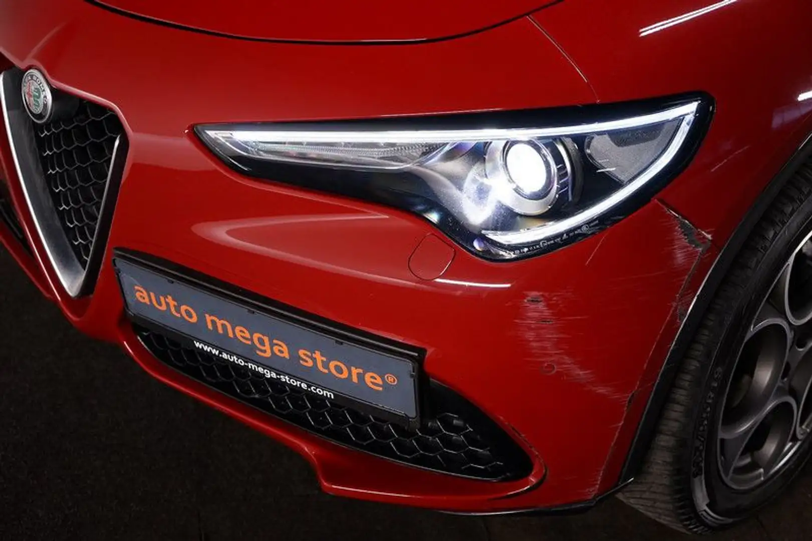 Alfa Romeo Stelvio 2.0 TI Q4 AT8*Memory*ACC*Bi-Xenon*Kamera Червоний - 2