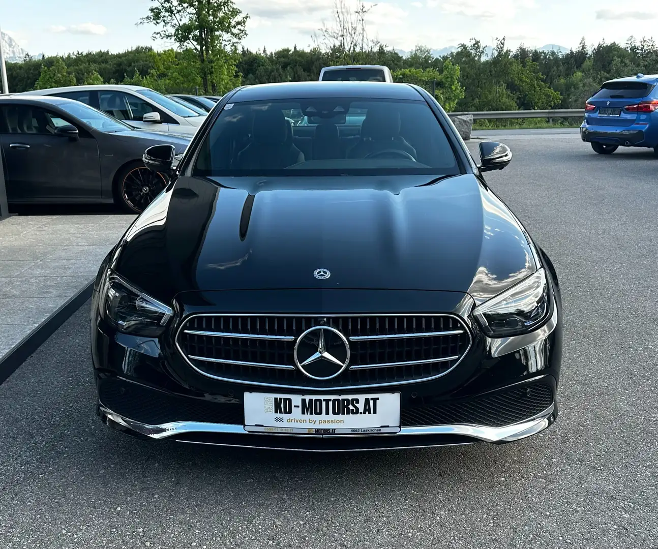Mercedes-Benz E 200 d Avantgarde Limo*1.Besitz*ACC*LED*HUD*360°* Schwarz - 2