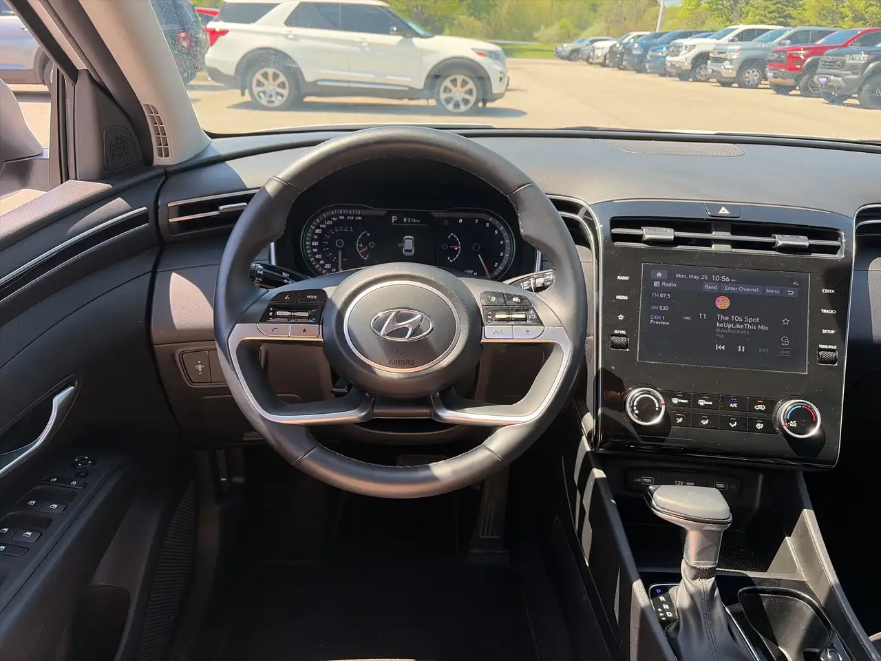 Hyundai TUCSON снимка Hyundai TUCSON