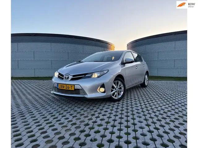 Toyota Auris Touring Sports 1.6 Aspiration | Park. camera | PDC