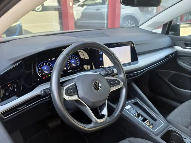 Volkswagen Golf view 6