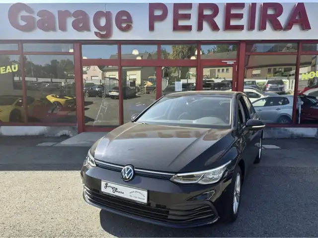 Volkswagen Golf view 2
