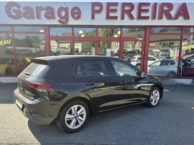 Volkswagen Golf view 3