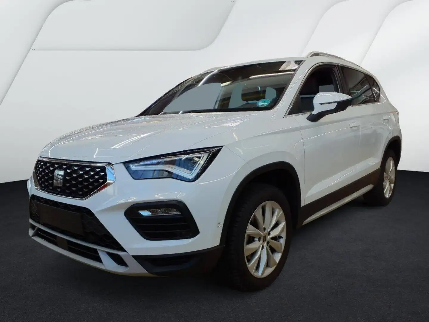 SEAT Ateca X-Perience 1.5 TSI DSG Navi RearView ACC Sitzh. AC Weiß - 2