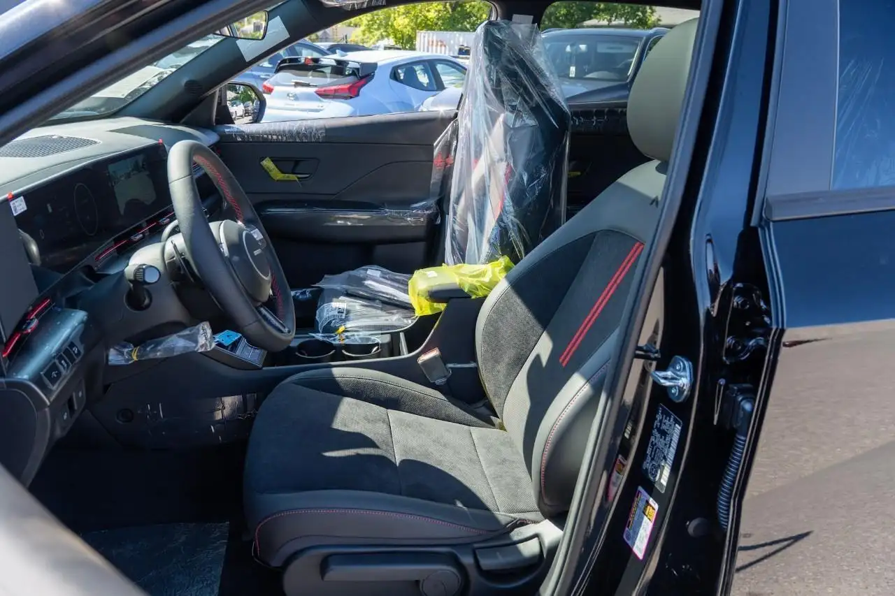 Hyundai KONA снимка Hyundai KONA