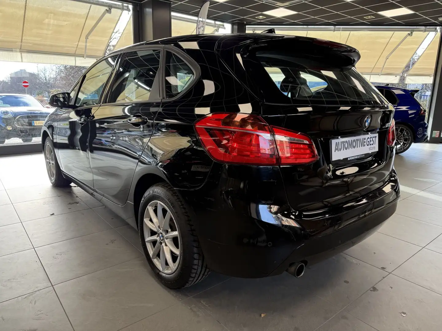 BMW 216 216i Active Tourer Luxury - 2