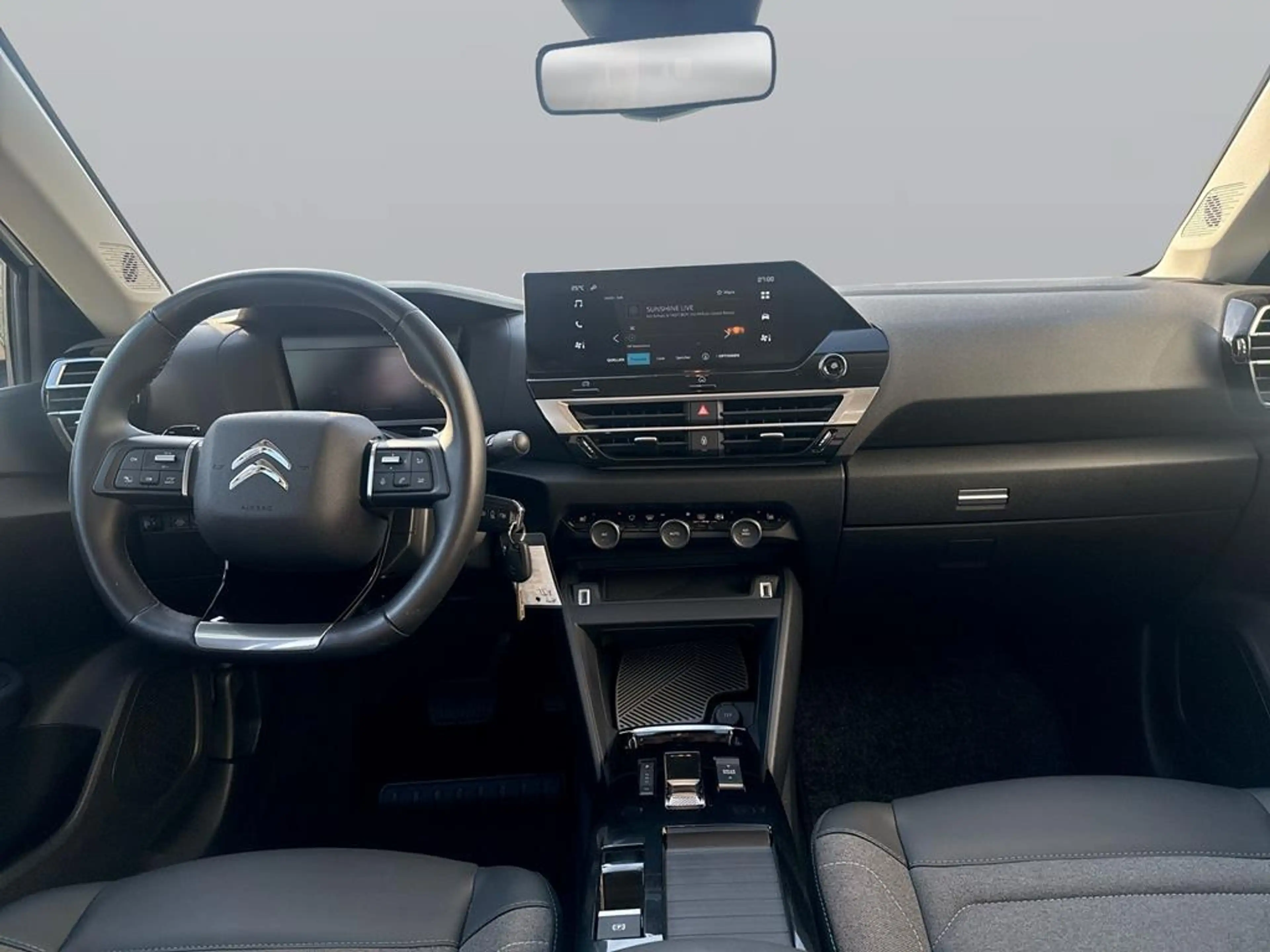 Citroen C4 X PureTech 130 S& — photo 9