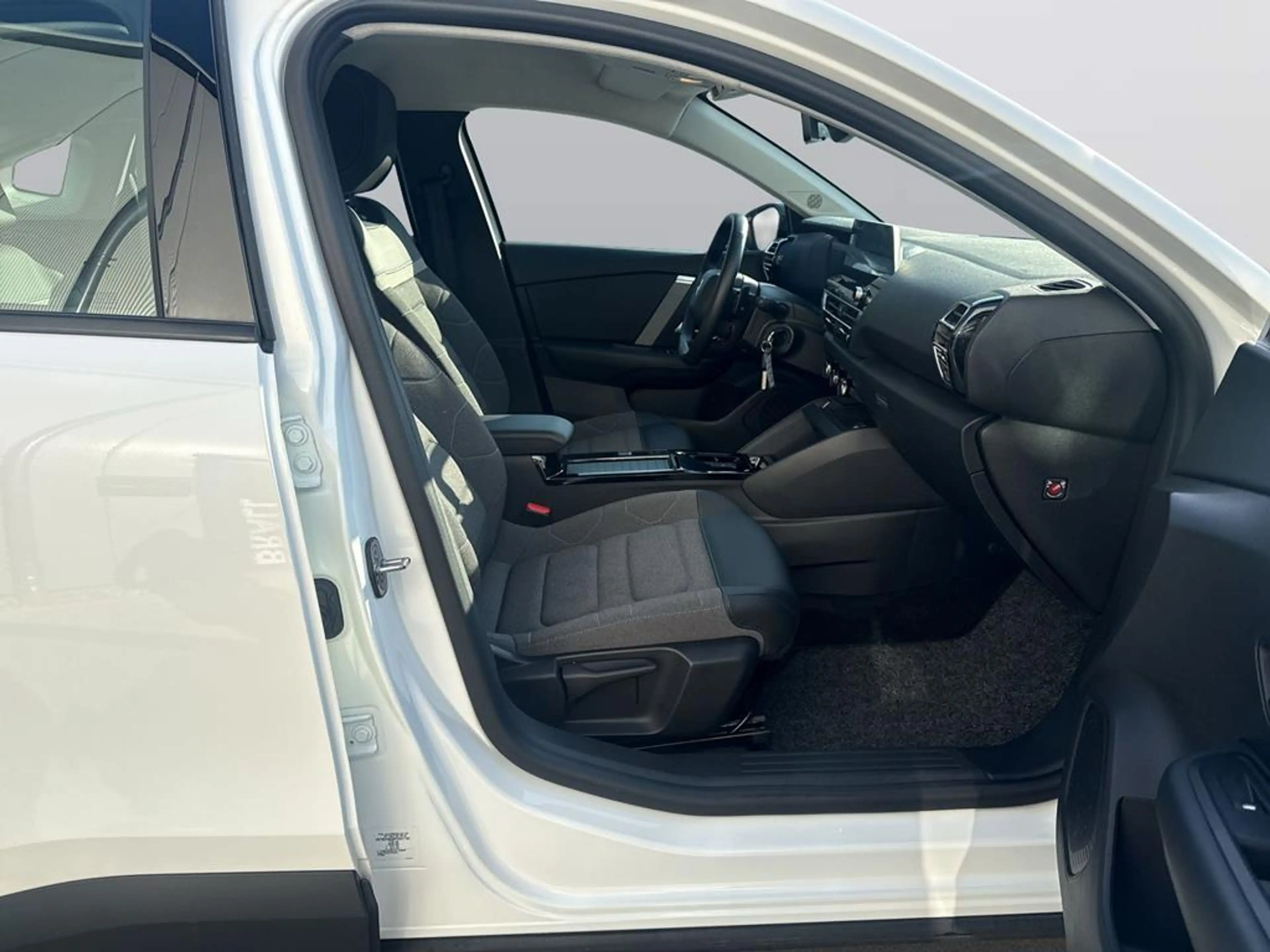 Citroen C4 X PureTech 130 S& — photo 10