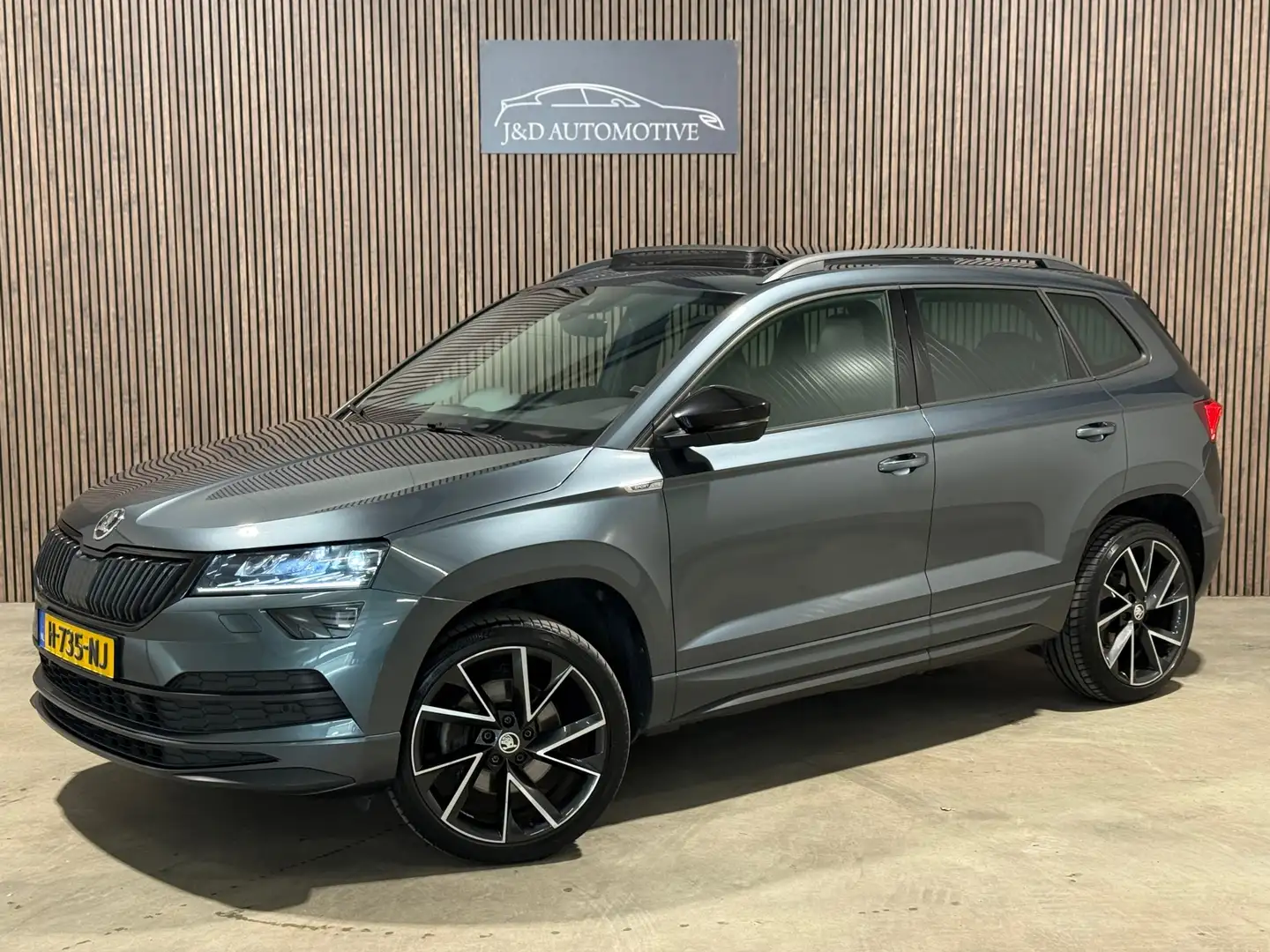 Skoda Karoq 1.5 TSI ACT Sportline Business 2020 Grijs - 1
