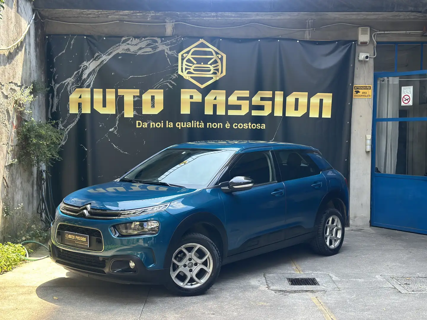Citroen C4 C4 Cactus 1.2 Euro6 Neopatentati/Unicoproprietario Blu/Azzurro - 1
