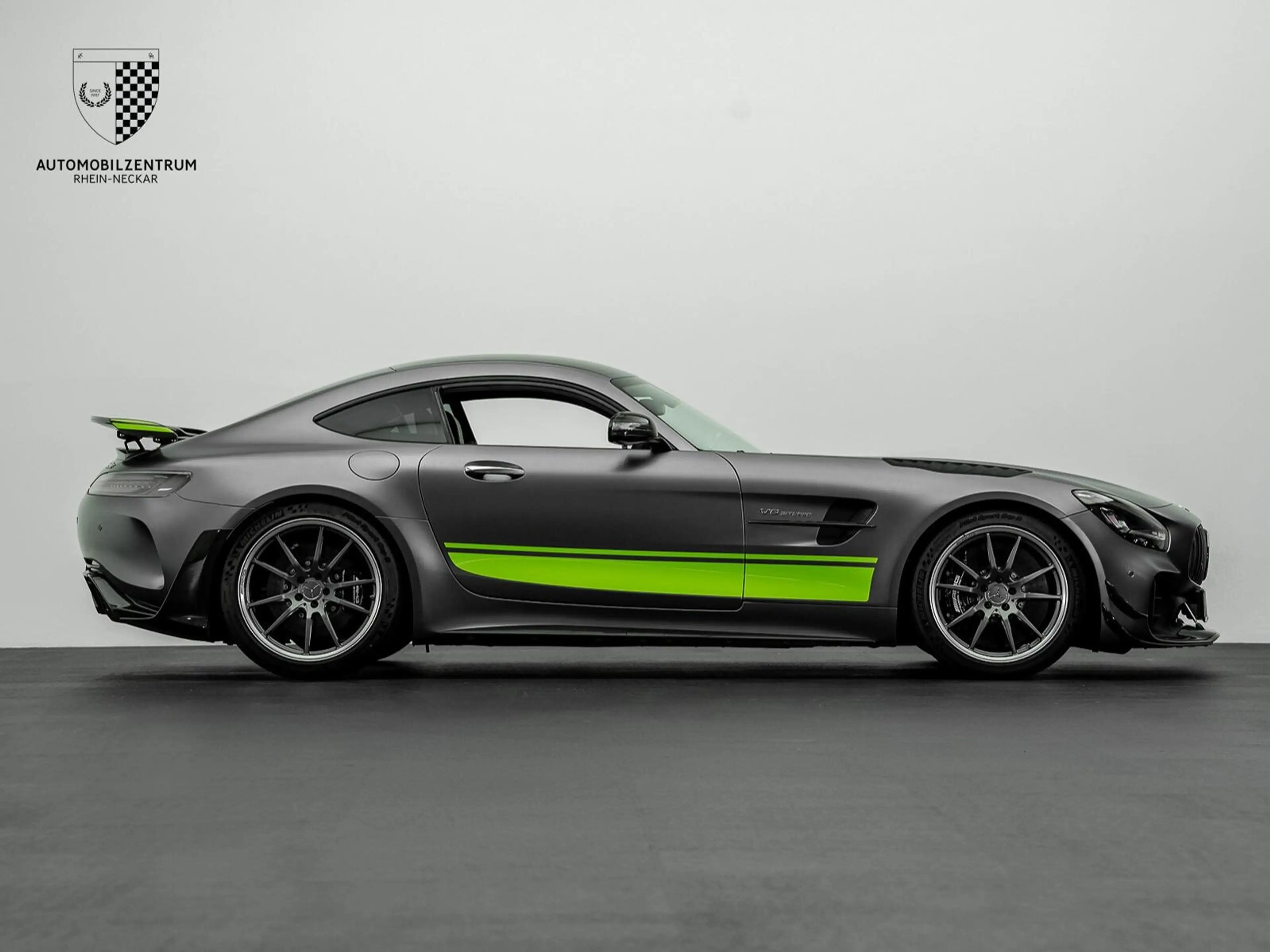 Mercedes-Benz AMG GT AMG GT R PRO Park/Burmester/Carbon/Keramik — photo 11