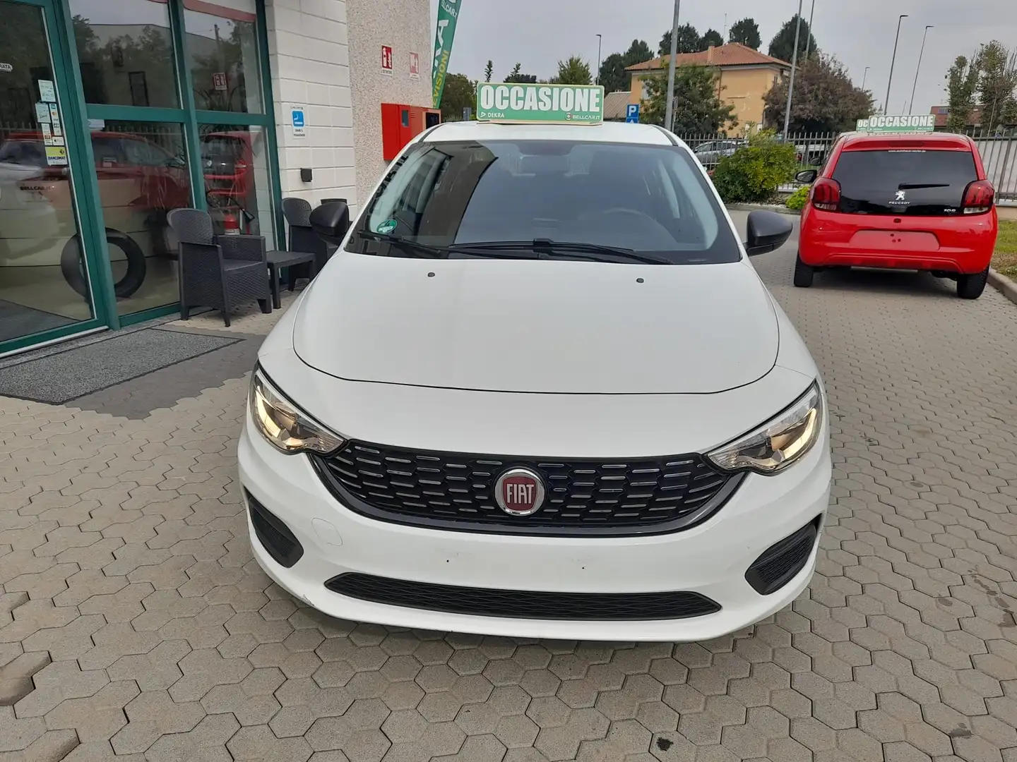 Fiat Tipo Tipo 4p 1.4 Easy 95cv my17 Weiß - 2