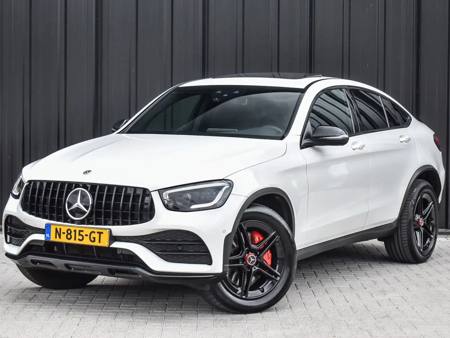 Mercedes-Benz GLC 300 Coupé 300e 4MATIC PREMIUM PLUS HYBRID I AMG PREMIU Blanc - 2