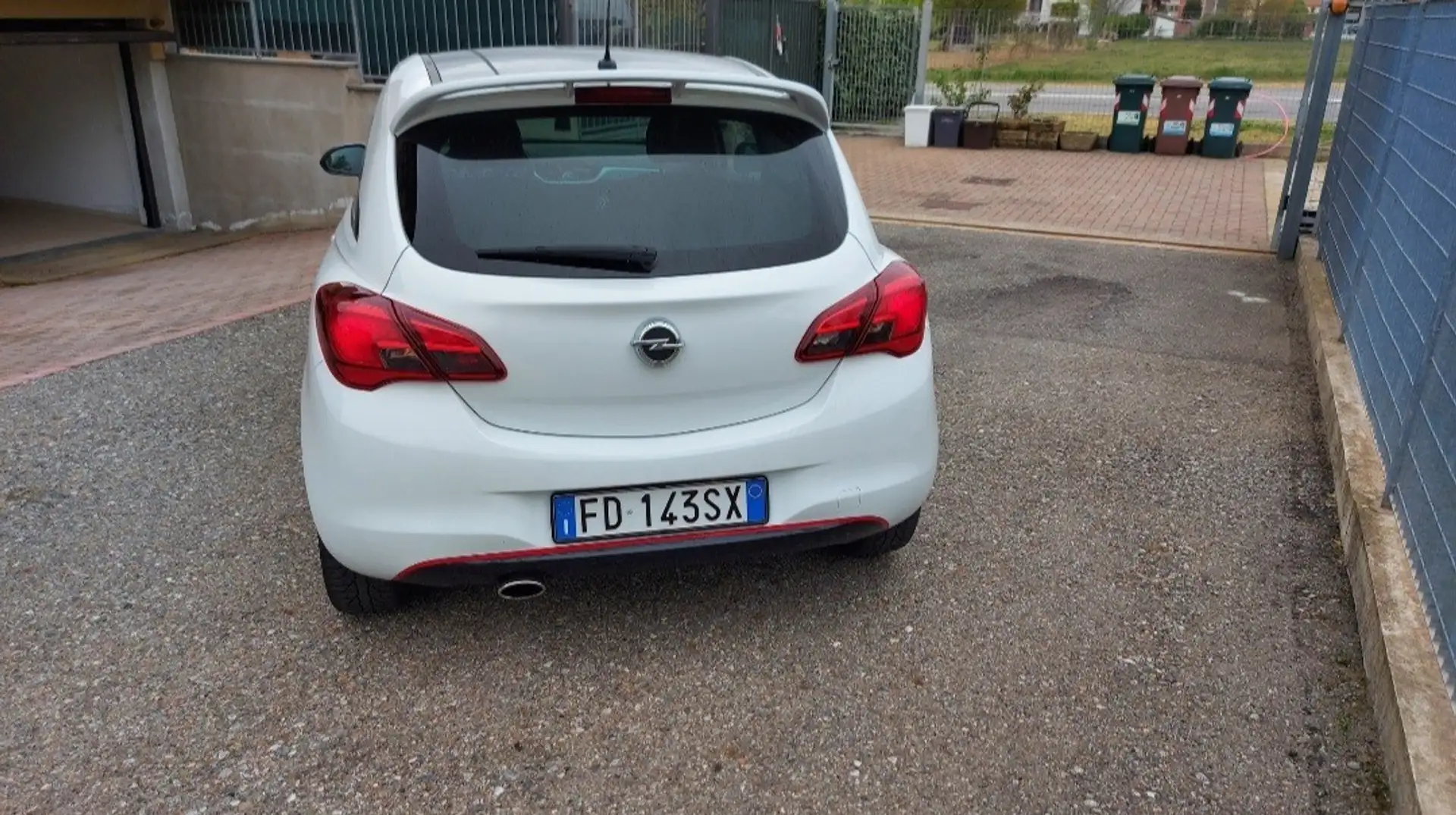 Opel Corsa 3p 1.4 b-Color 90cv - 2