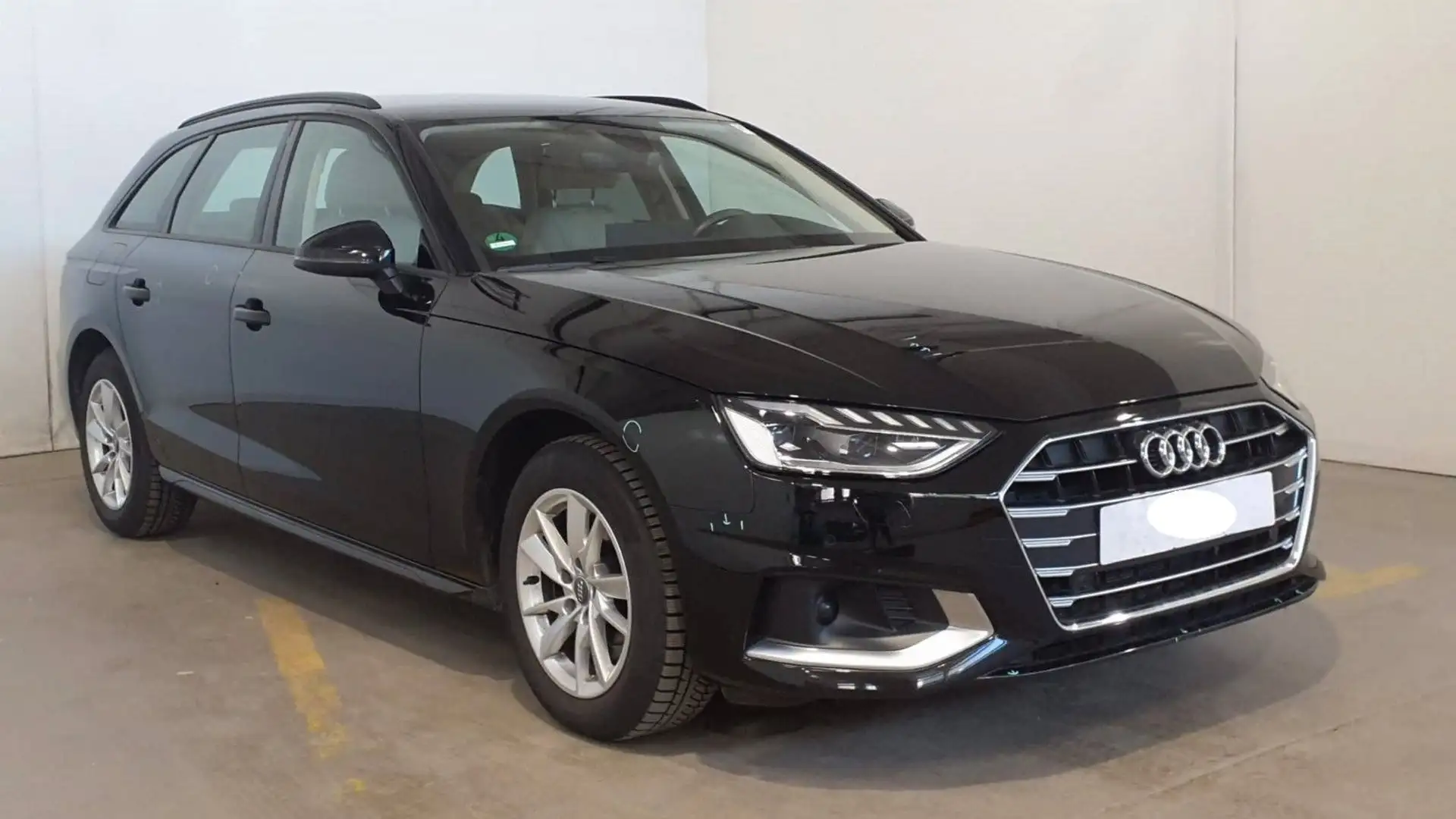 Audi A4 Avant 35 TDI / LEDER / ACC / MATRIX / 1.HAND Schwarz - 2