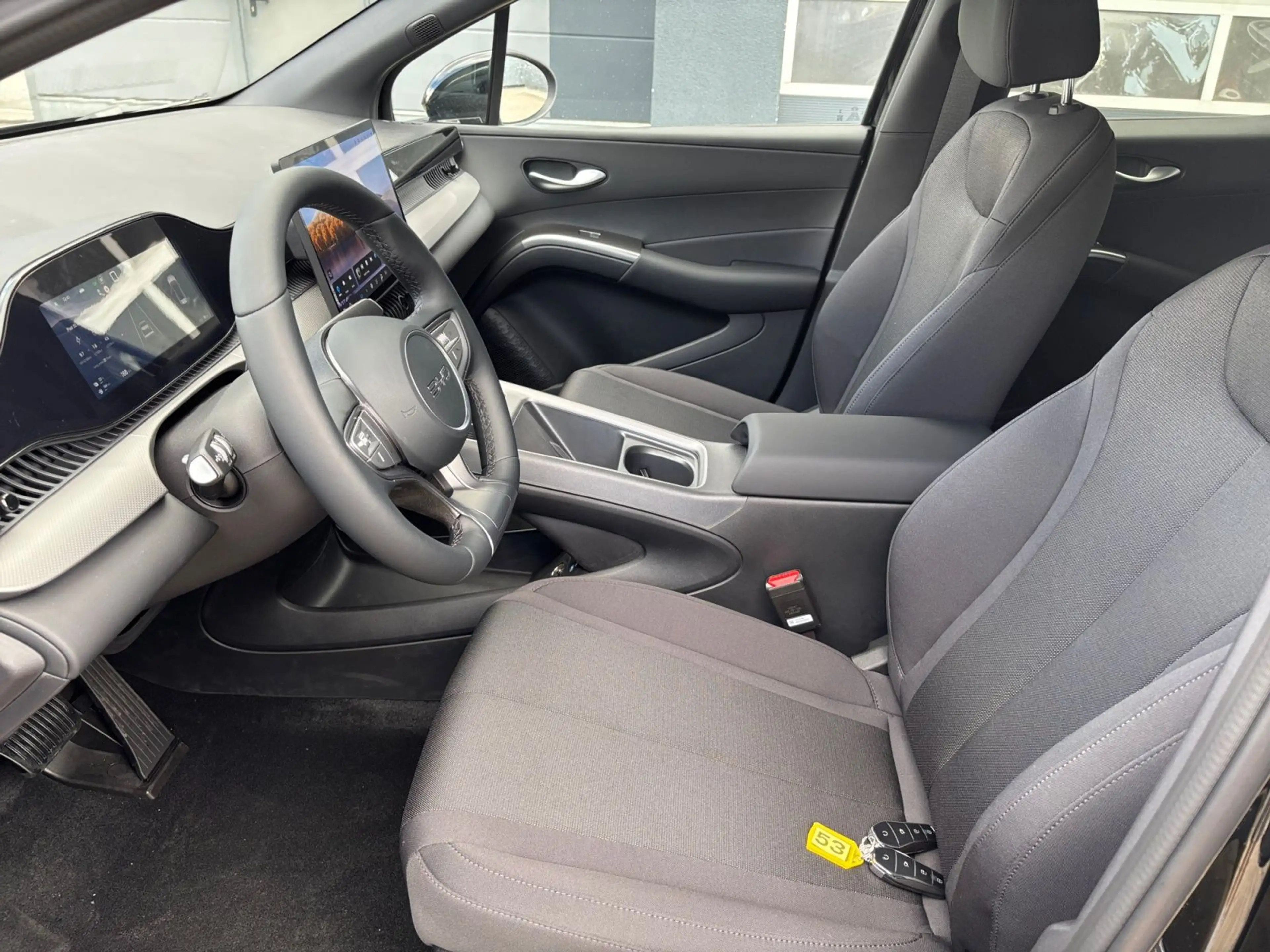 BYD Dolphin G DM-i Boost — photo 10