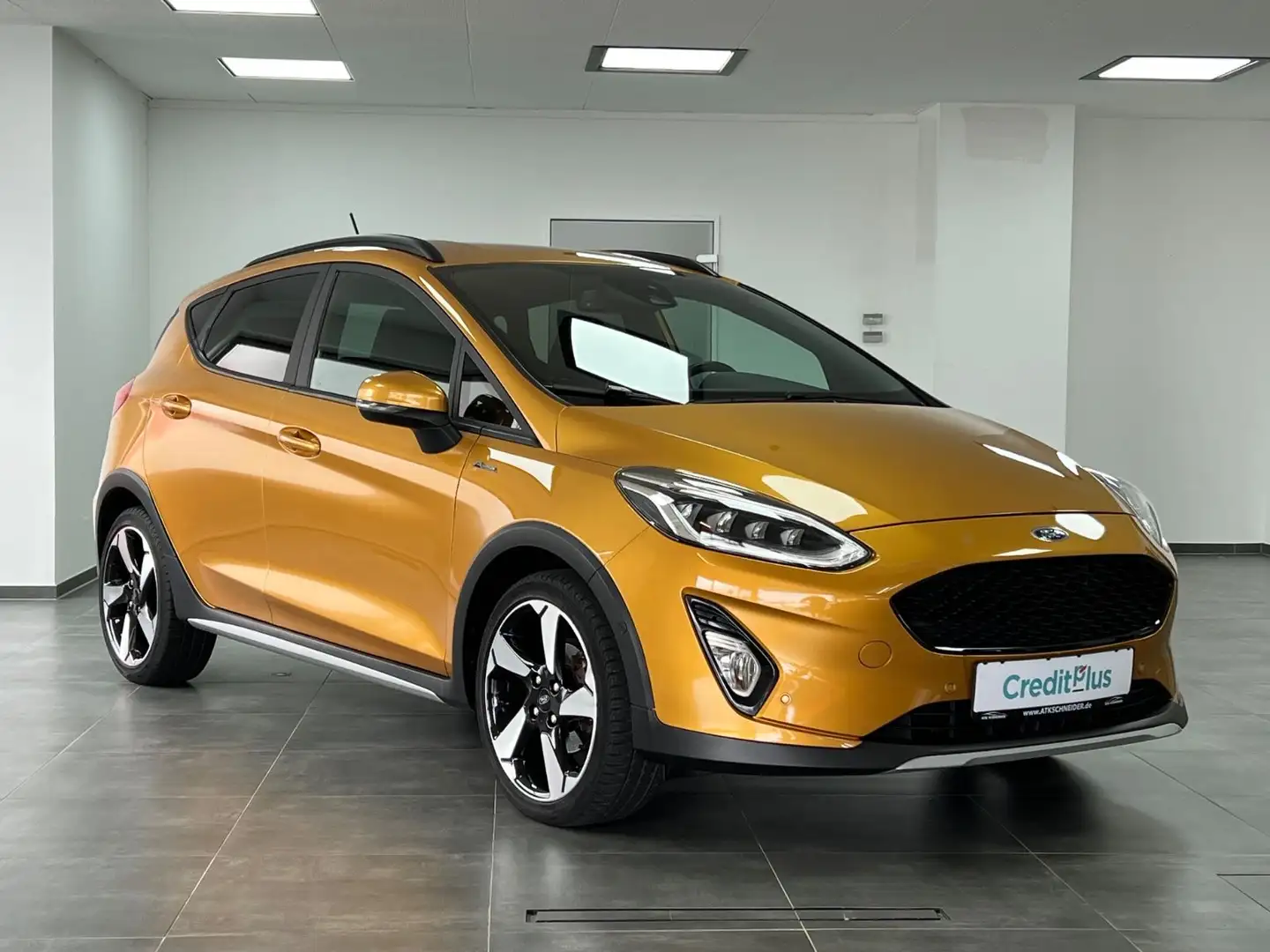 Ford Fiesta Active/NAVI/KAM/TEMP/CARPLAY/MFL/PDC/ECO Gold - 1