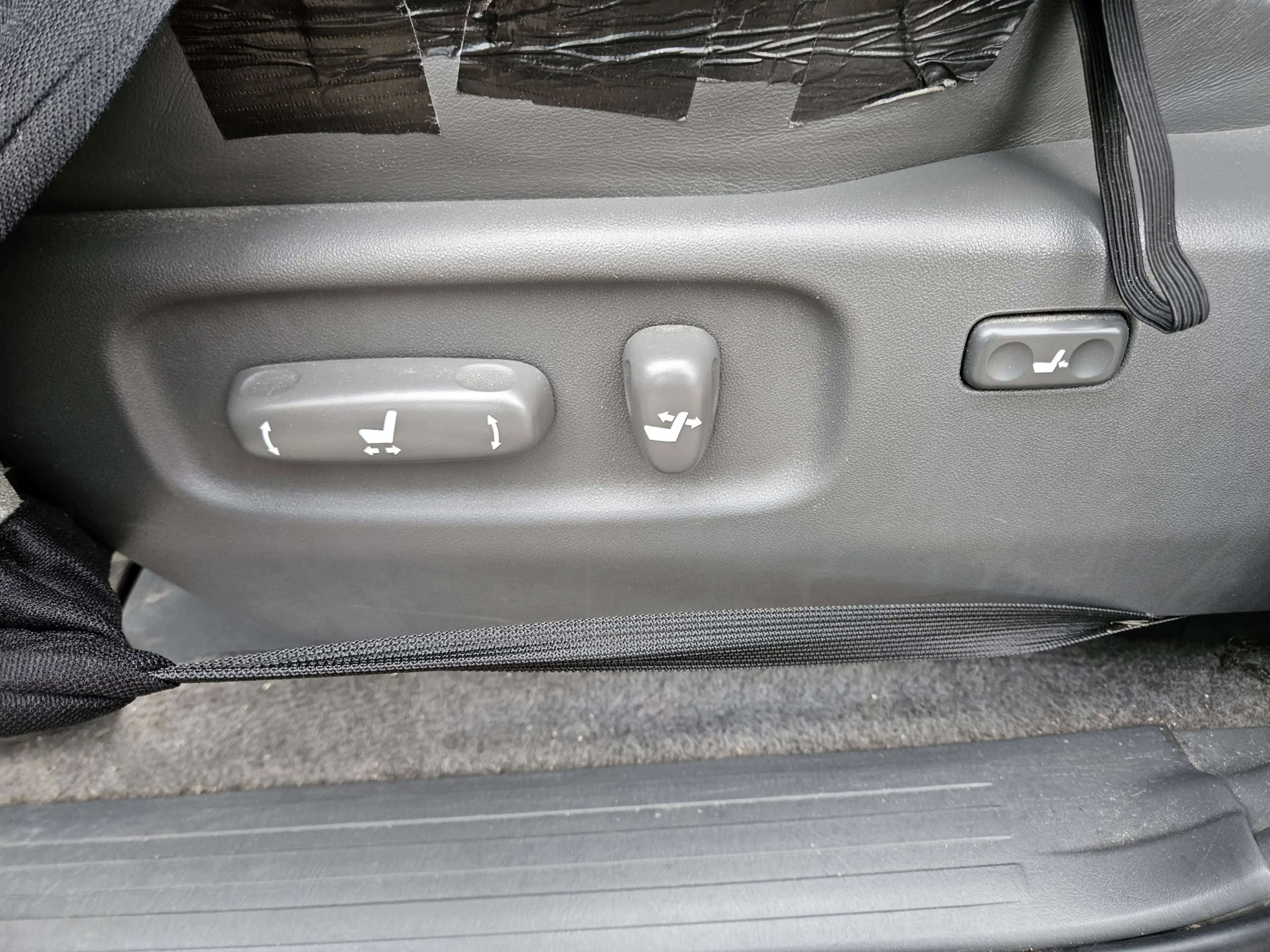 Toyota Land Cruiser 3.0 D-4D Executive — photo 9