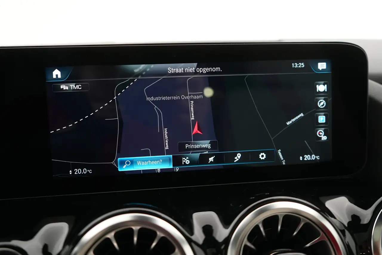 Mercedes-Benz GLA Class 200dA Business Solution Luxury Plus LEDER/CU, миниатюра 15