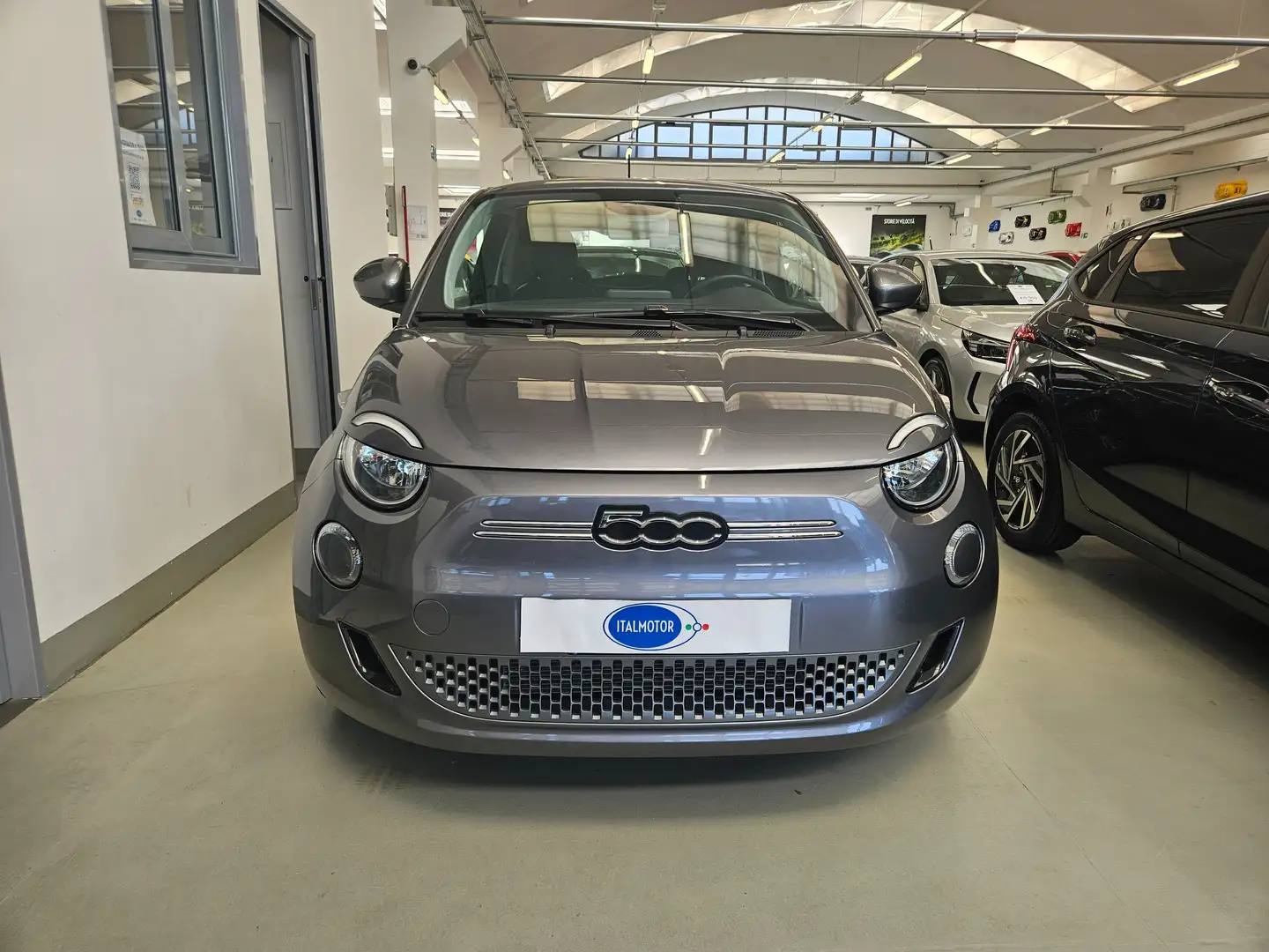 Fiat 500e 500e 42kWh Icon Grigio - 2