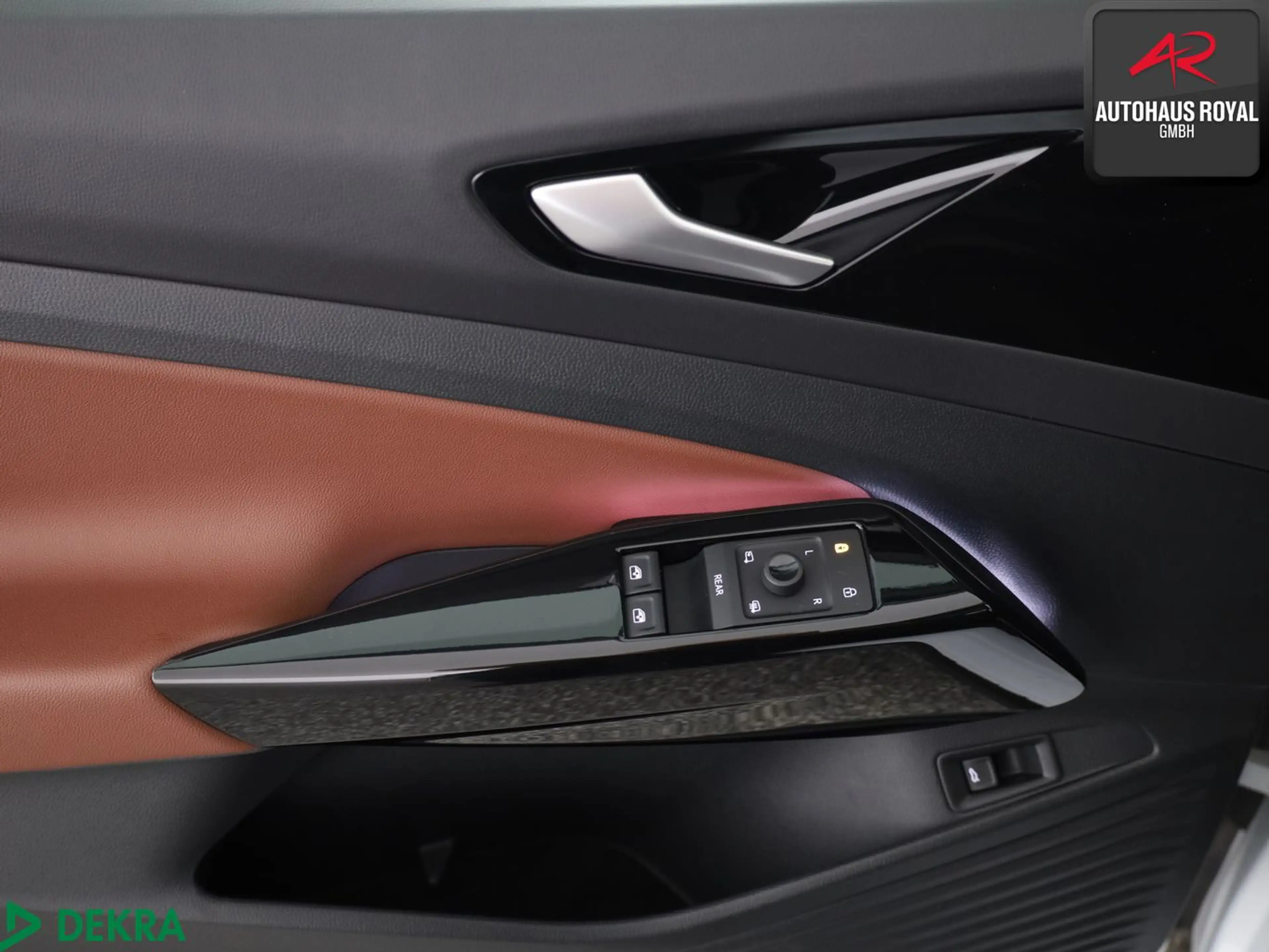 Volkswagen ID.4 PRO PERFORMANCE PANO,HUD,360°,KEYLESS,ACC — photo 14