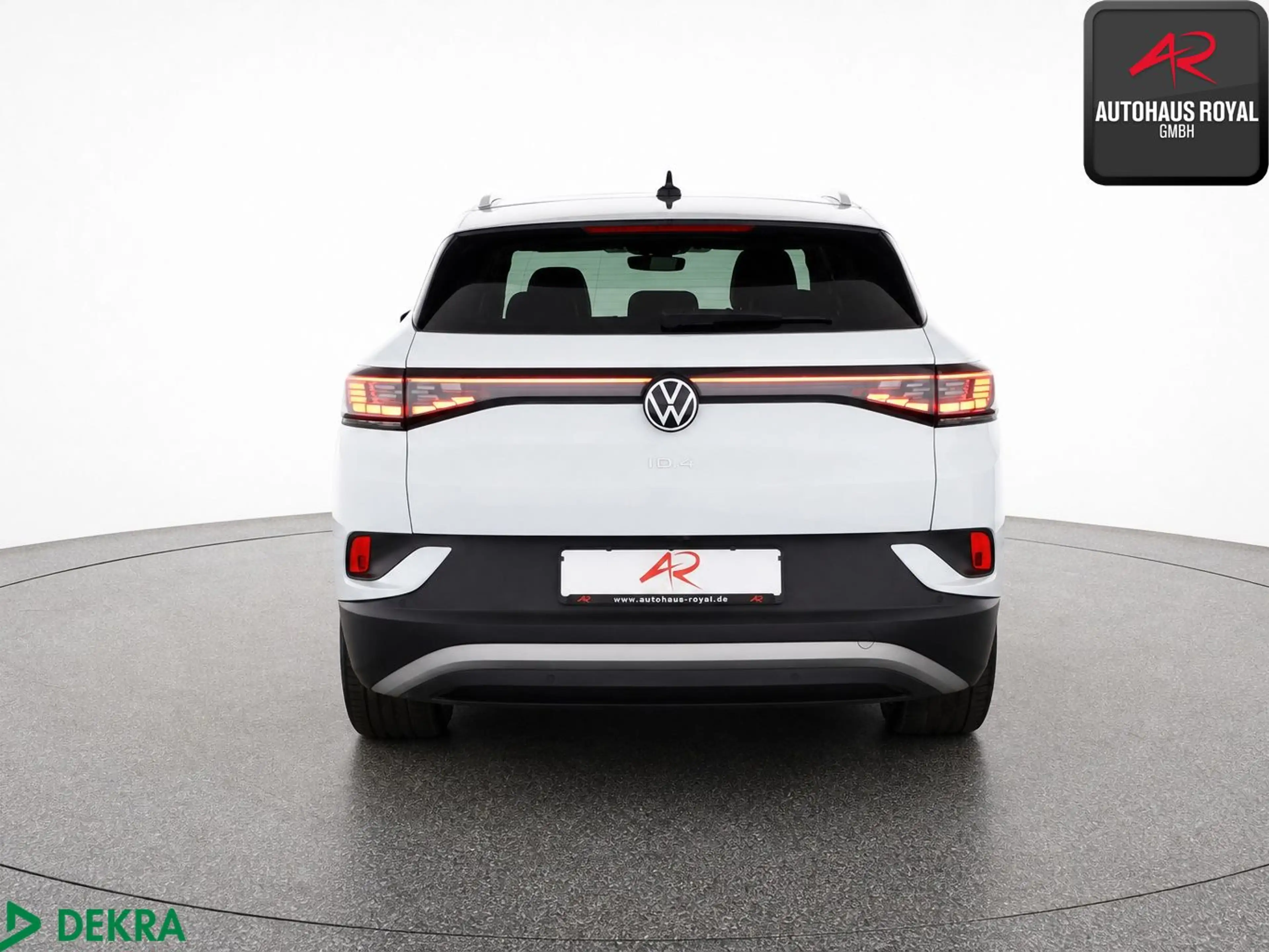Volkswagen ID.4 PRO PERFORMANCE PANO,HUD,360°,KEYLESS,ACC — photo 4