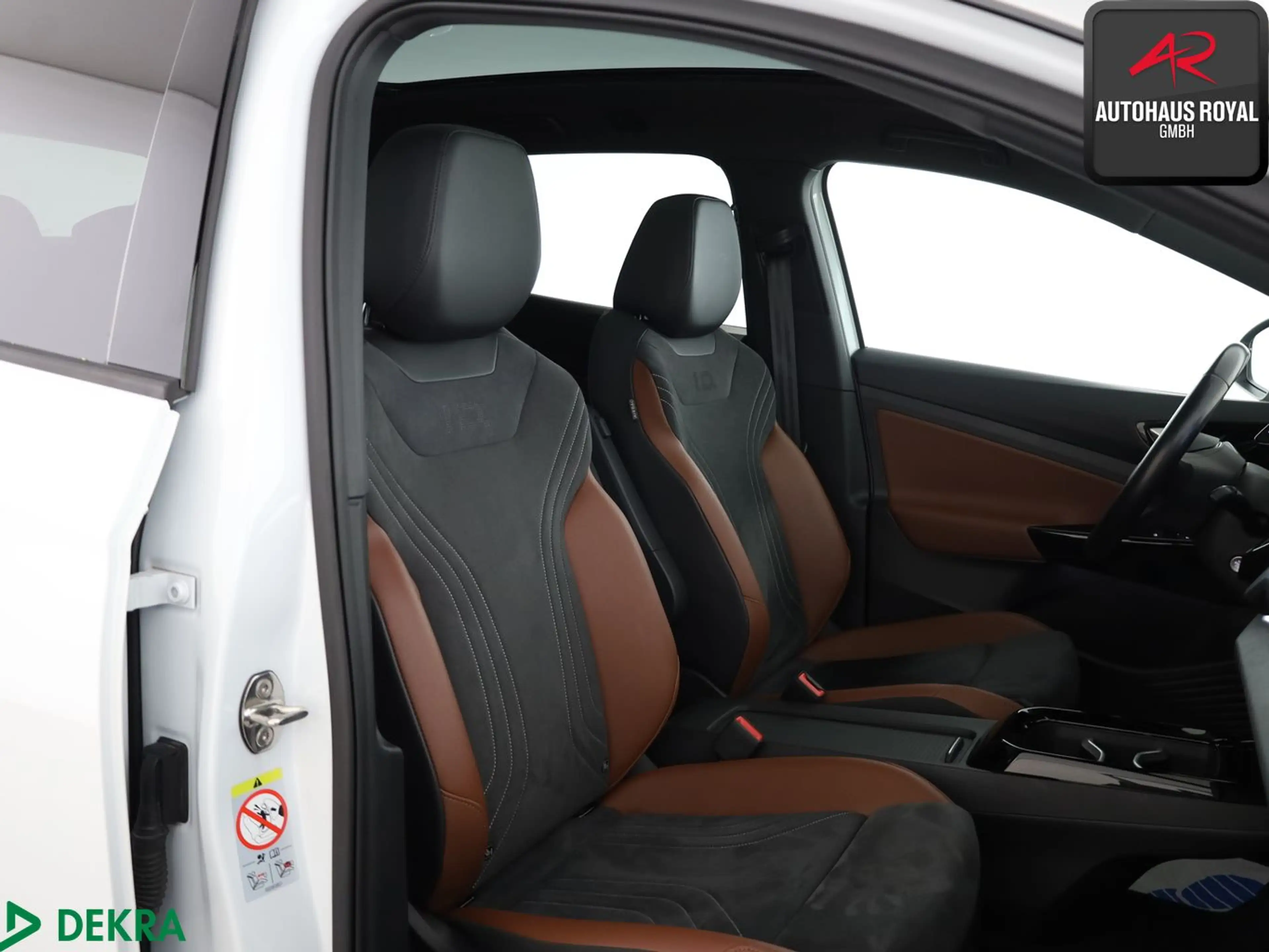 Volkswagen ID.4 PRO PERFORMANCE PANO,HUD,360°,KEYLESS,ACC — photo 10
