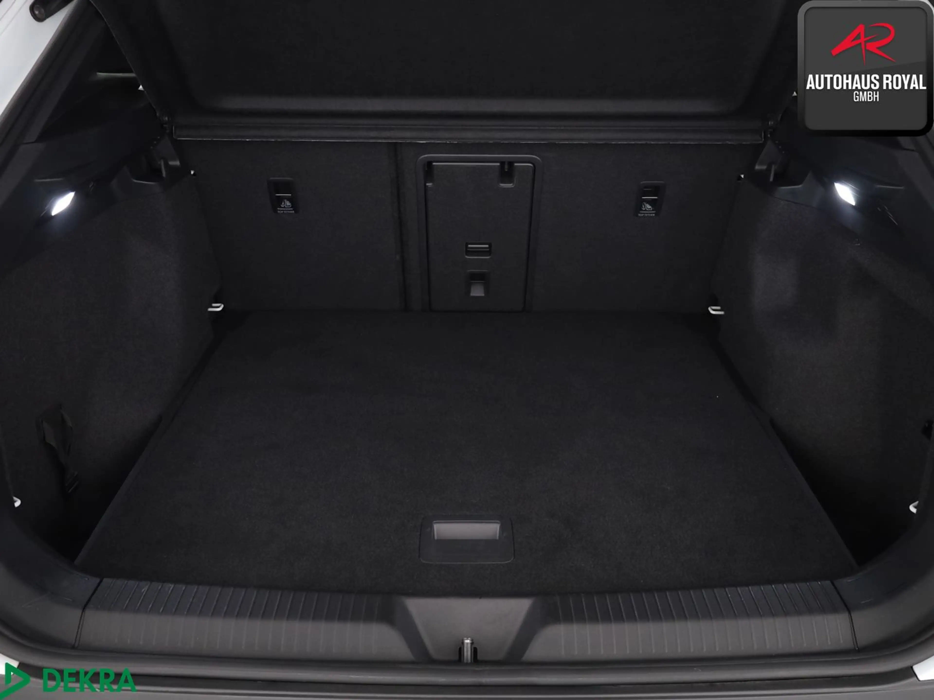 Volkswagen ID.4 PRO PERFORMANCE PANO,HUD,360°,KEYLESS,ACC — photo 13