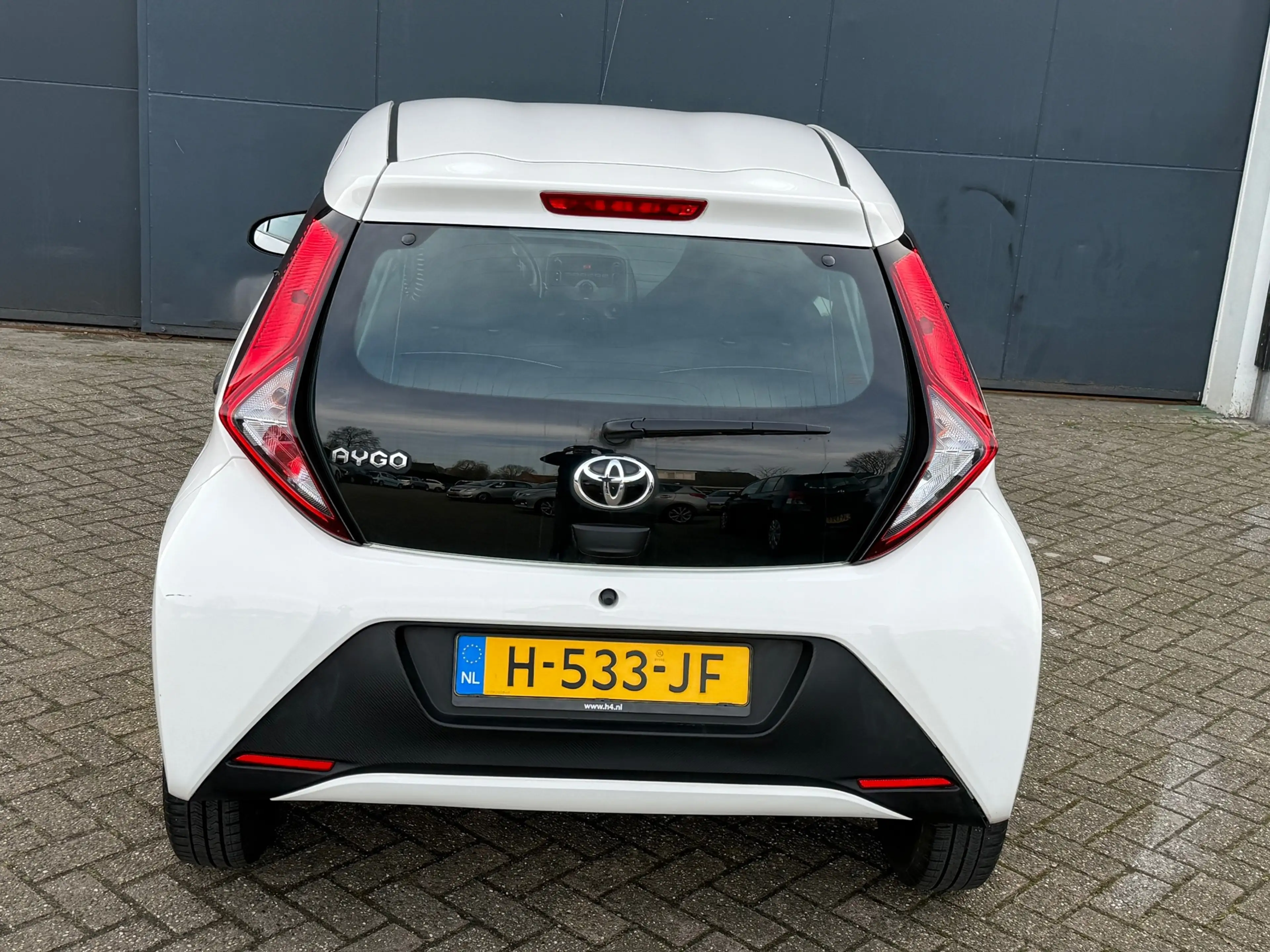 Toyota Aygo 1.0 VVT-i x-fun — photo 8